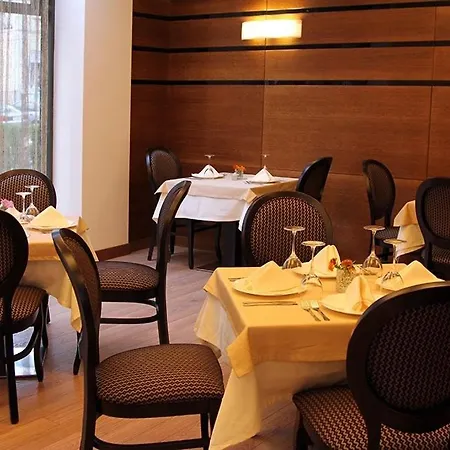 Aqua Viva Hotel 4*